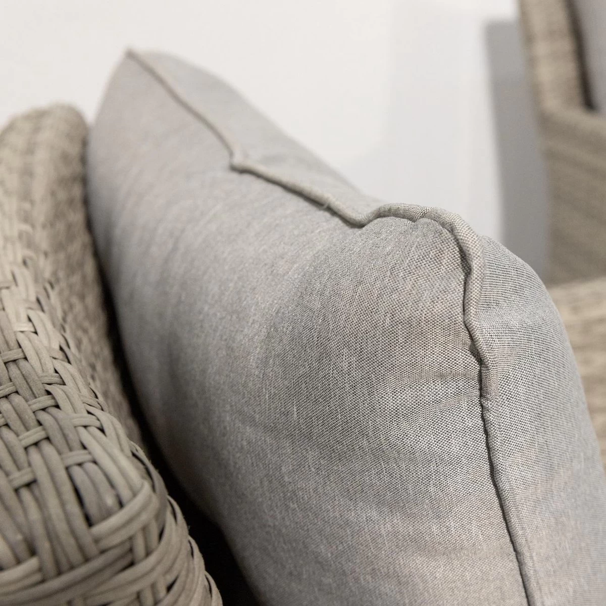 MaxxGarden Rattan Loungeset - 5 Persoons Zithoek - Wicker Tuinset - Incl. Kussens En Tafel 6 MaxxGarden Rattan Loungeset - 5 Persoons Zithoek - Wicker Tuinset - Incl. Kussens En Tafel - Afbeelding 4