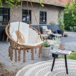 Vita5 Macramé Hangstoel - Voor Binnen En Buiten - Zonder Standaard - Incl. Kussen, Boekenvak En Beschermhoes - Tot 150kg - Bruin/Beige -Tuinmeubel Verkoop 1200x1200 125