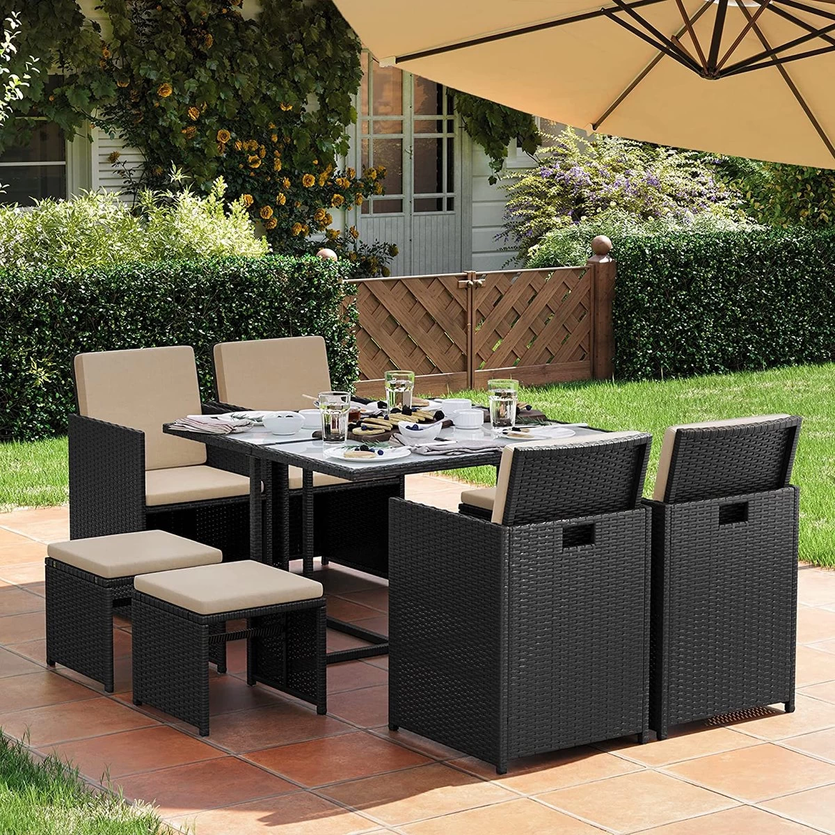 Tuinmeubelset - Tuinset 4 6 8 Persoons - Eettafel En Stoelen - Set Van 9 - Terras - Tuintafel - Salontafel Met Glazen Oppervlak - Zwart Beige 4 Tuinmeubelset - Tuinset 4 6 8 Persoons - Eettafel En Stoelen - Set Van 9 - Terras - Tuintafel - Salontafel Met Glazen Oppervlak - Zwart Beige - Afbeelding 3