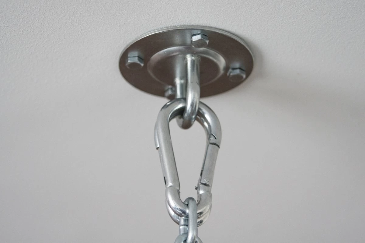 Ophangsysteem Hangstoel - In Hoogte Verstelbaar - Plafondhaak - Ophanghaak - Bokszak - Plafondbeugel 3 Ophangsysteem Hangstoel - In Hoogte Verstelbaar - Plafondhaak - Ophanghaak - Bokszak - Plafondbeugel